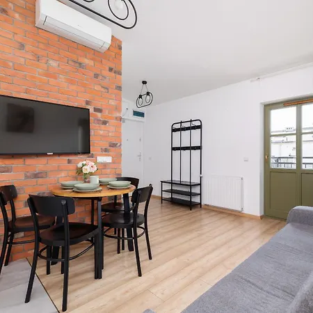 Dietla Z Klimatyzacja I Balkonem W Centrum Krakowa By Renters *